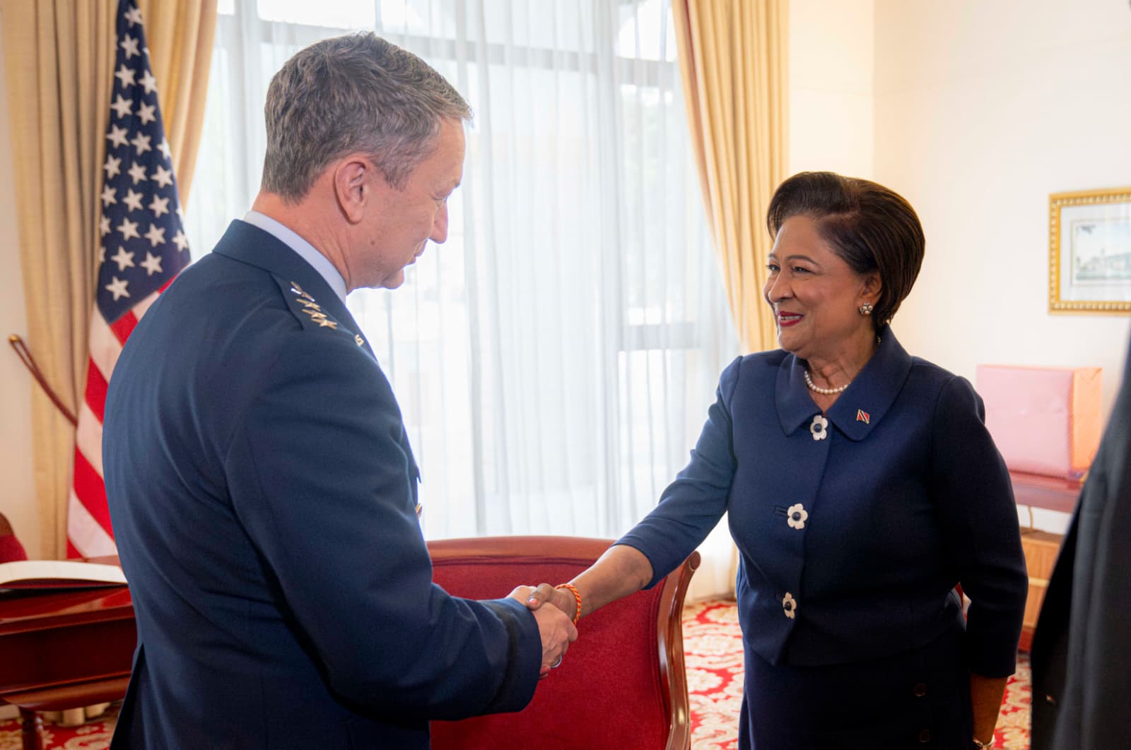 Top US Military Official Meets With Prime Minister On Regional Security