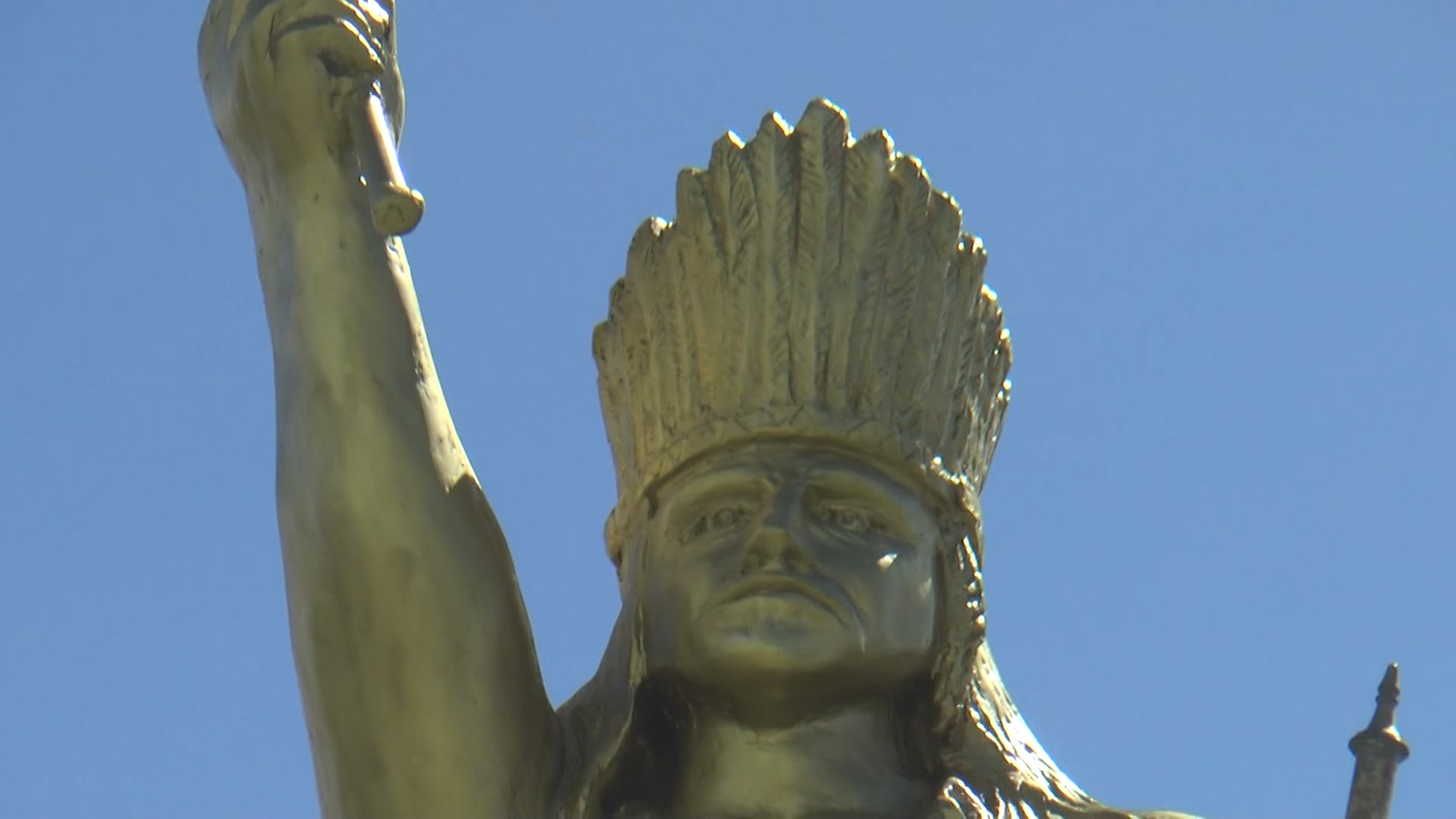 First Peoples Statue Unveiled At Harris Promenade