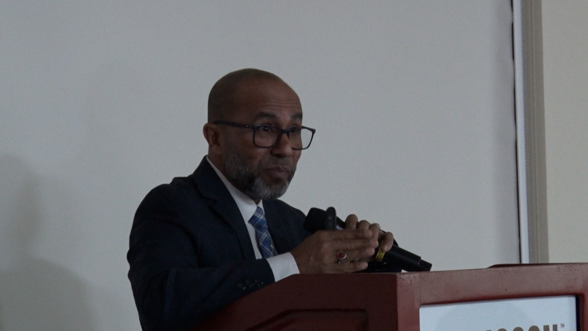 Met Services Must Modernise Amid Competition From Private Weather Firms