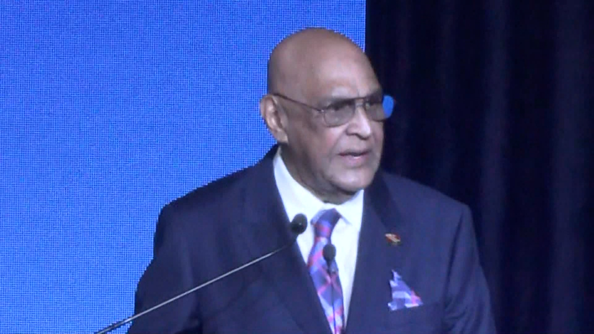 Trade Ministry Targets Economic Transformation Through Non-Energy Growth