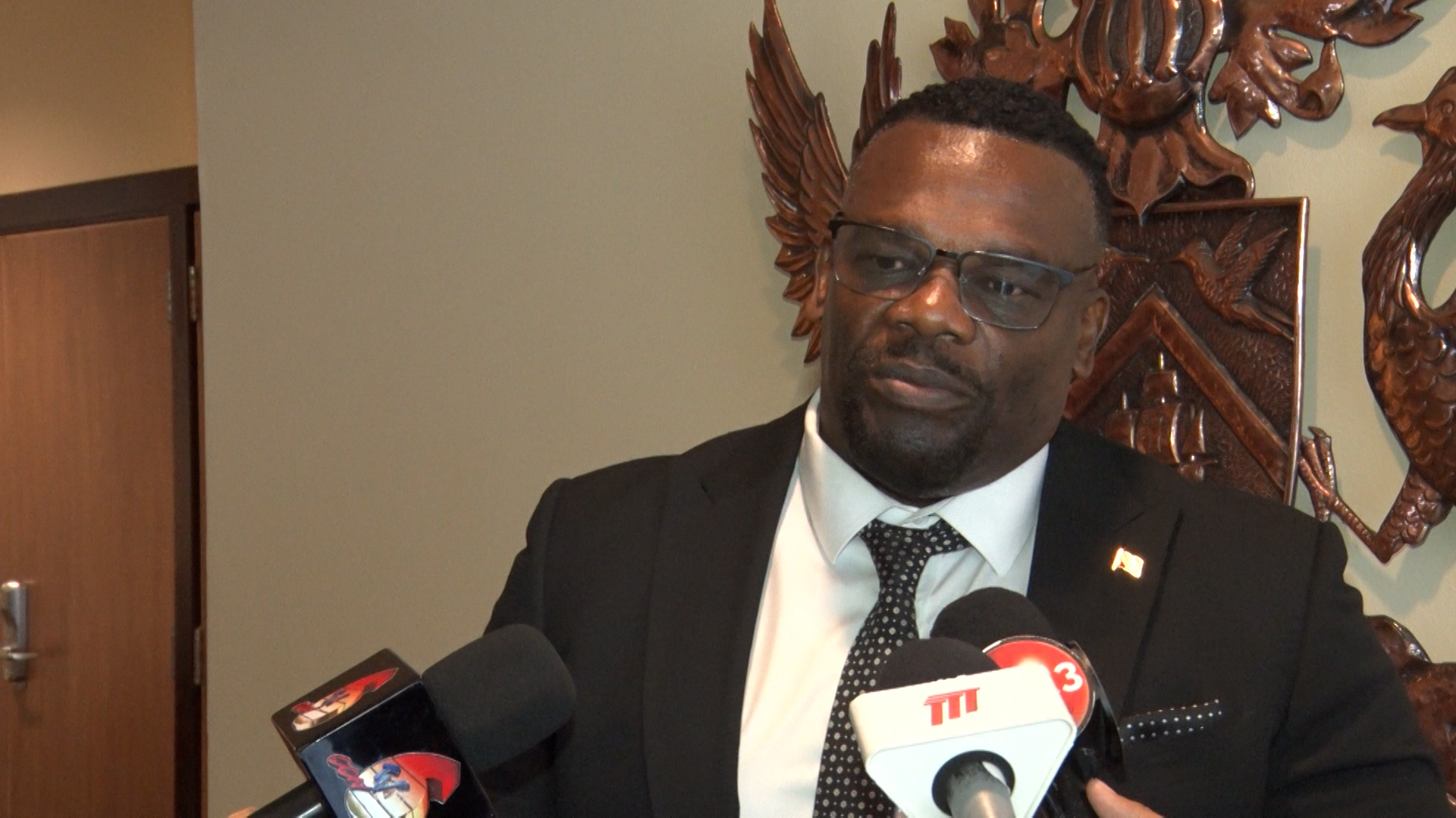 Minister Roger Alexander Disputes UK Report Claiming 180 Active Gangs In T&T