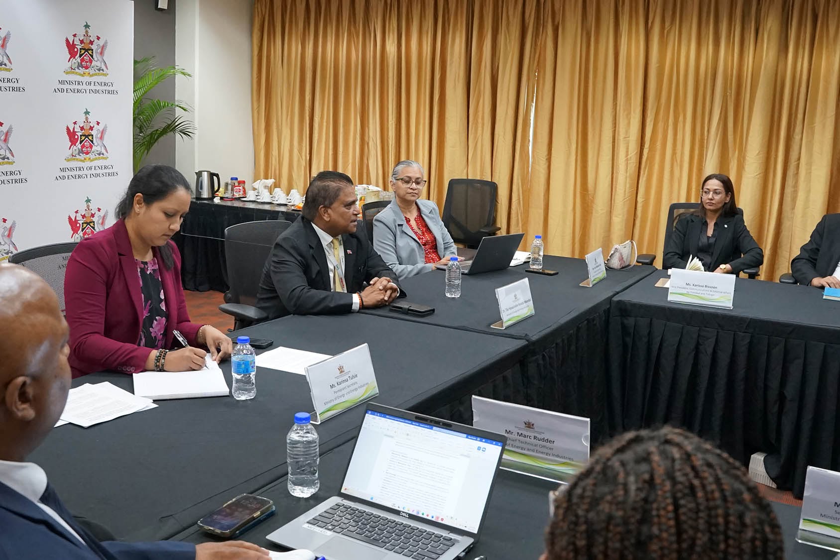 Government Engages BpTT And NGC On Manakin/Cocuina Cross-Border Gas Project