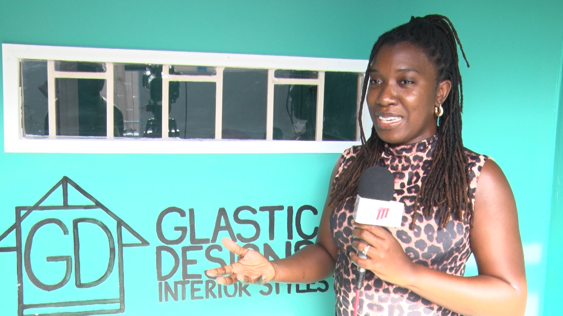 Discarded School Furniture Gets New Life Through Glastic Designs