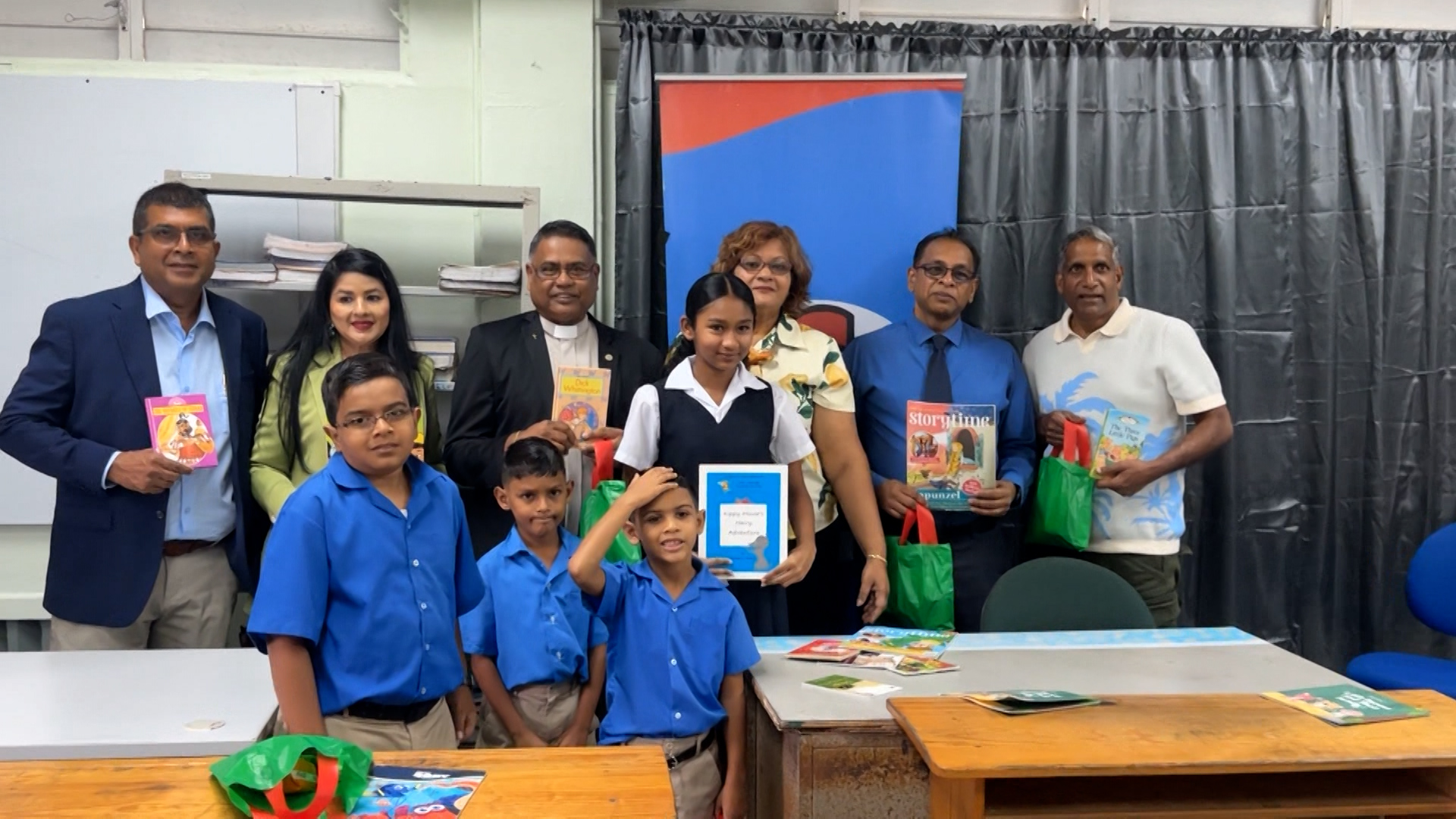 NIHERST Brings Literacy And Technology To Tableland Students