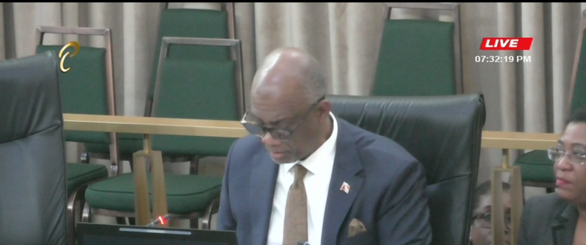 Labour Ministry Plans To Move 18 Short-Term Workers To Contract Employment