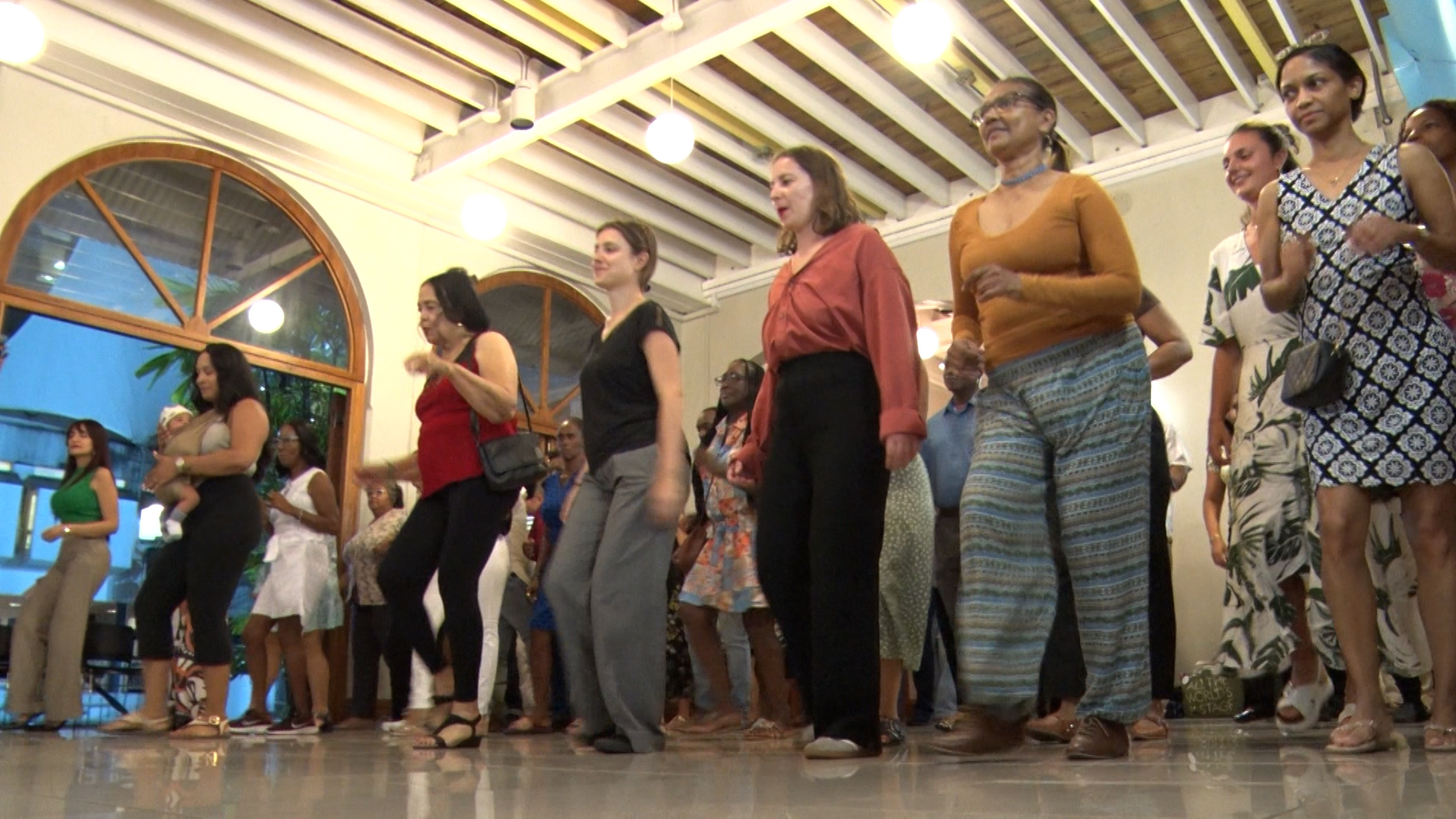 Colombia Brings Latin Dance And Culture To NALIS Latin Nights 6